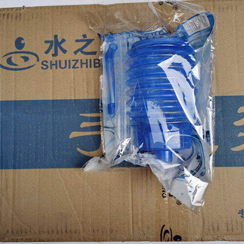 Handoperated drinking fountains, water pumps, barreled hydraulic water