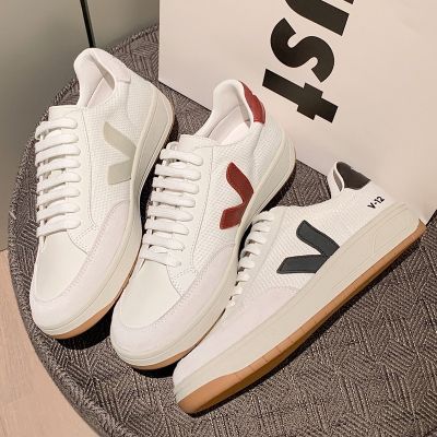 2023 new 2023 French Vej it star same leather white shoes V12 shoes casual flat soled shoes