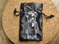 พร้อมส่ง เคสพวงกุญแจ กรอบใส Bearbrick 100% กรอบพวงกุญแจใส่ bearbrick พร้อมถุงผ้า