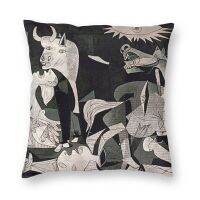 【LZ】 Luxury Spain Pablo Picasso Guernica Cushion Cover 45x45cm Velvet Pillow Case for Sofa Car Square Pillowcase Decoration