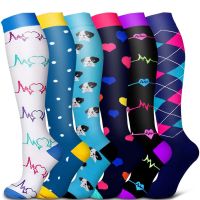 【Sock shop】เข่าสูงถุงน่องการไหลเวียนโลหิตโปรโมชั่นลดน้ำหนักถุงเท้าการบีบอัดป้องกันความเมื่อยล้าสบายขนาดใหญ่ผู้ชายและผู้หญิงถุงเท้า