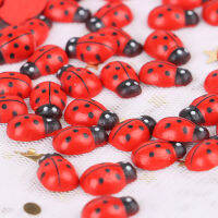 102040100Pcs ไม้ Ladybird สติกเกอร์ DIY Craft Ladybug Wall Decals Home Party ตกแต่งเด็กเด็กทาสีกาวกลับ