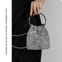 ❏ The new 2022 aw king summer diamond laptop bags fashionable shoulder armpit with drilling inclined bag chain bucket