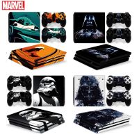 [Enjoy the small store] สตาร์วอร์ส Darth สติ๊กเกอร์ Vader ปลอกห่อตัวป้องกันผิวสำหรับ Sony PS4 Pro Console 2ชิ้นอุปกรณ์เสริมสำหรับเกมรูปลอกคอนโทรลเลอร์