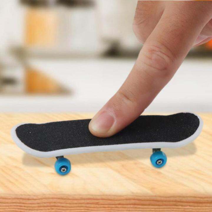 finger-toy-skateboards-fingertips-movement-finger-toys-skateboard-random-style-delivered-skateboard-party-favors-mini-skateboard-starter-kit-classroom-prizes-for-sale