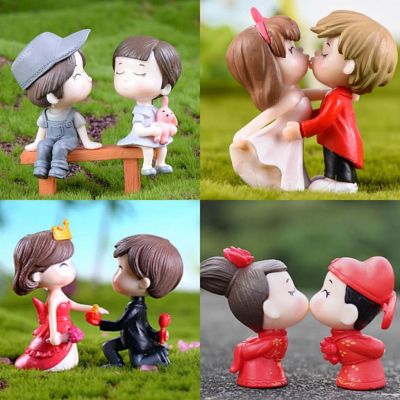 Couple Cartoon Miniature Figurines lover Resin Garden
