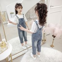 [COD] 2021 summer new girls suit big children Korean style foreign short-sleeved denim nine-point overalls two-piece set