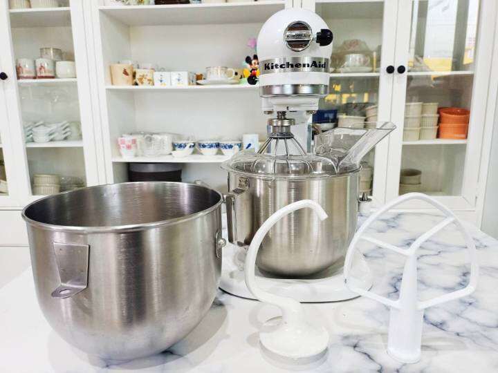 เครื่องใหม่-เครื่องโชว์-อาจมีตำหนิ-kitchenaid-เครื่องผสมอาหาร-heavy-duty-รุ่น-5kpm50ewh-สีขาว-มี-2-โถ