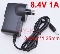 1PCS 8.4V 1A High quality polymer lithium battery charger 8.4 V1A Power Adapter Charger Dual IC DC 3.5mmx 1.35mm AU plug