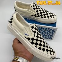 Vans Slip-On Checker Board รองเท้าแวนส์ ลายตารางขาว-ดำ โดดเด่น มีสไตล์ พร้อมของแถมในกล่องสินค้าถ่ายจากของจริงอยู่ในช่วงจัดโปรโมชั่นลดกระหน่ำ