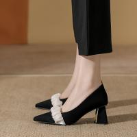 23 and summer new Fren sle gentle sle pnted toe high-heeled shoes -mat tempeent black thick high-heeled sgle shoes women