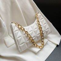 Womens High-end Rhombic Underarm Bag New Trendy All-match Shoulder Bag Niche Chain Handbag Female Fashion Texture Shopping Bag