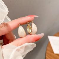 ◊ Japan And South Korea Fashion Wind Restoring Ancient Ways Drip Ear Clip Earrings With Female Temperament Impersonal Style Design Earrings Stereo Feeling