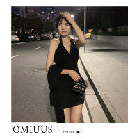 [OMIUUS] เสื้อผ้าที่แขวนคอสาวเกาหลีใหม่เซ็กซี่เข้ารูปพอดีชุดสีดำ