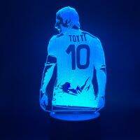 【▼Hot Sales▼】 yisiguyi0 ไฟไฟ Led กลางคืนมุมมองด้านหลังรูปนักฟุตบอลจาก Francesco Totti สำหรับตกแต่งห้องที่ทำงานสำหรับแฟนหนุ่มโคมไฟนาฬิกาตั้งโต๊ะสำหรับเด็กผู้ชาย