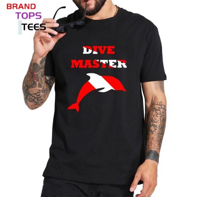Vintage Diver Down Flag Design Dolphin T Shirt Men Funny Dolphin Dive Master T-Shirt Male Cute Dolphin Print Tee Shirt