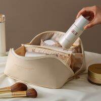 [COD] bag womens large-capacity travel sense 2022 new style carrying ins toiletry storage