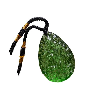 ของขวัญจี้สร้อยคอหินธรรมชาติ Moldavite คริสตัลสำหรับเด็กชายสีเขียว