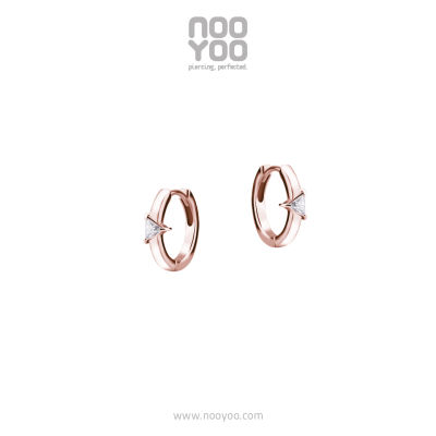 NooYoo ต่างหูสำหรับผิวแพ้ง่าย Hoop with Triangle Cubic Zirconia Surgical Steel (ขาว/โรสโกลด์)