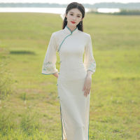 Cheongsam แขนยาว2022สไตล์ที่ดีขึ้นสไตล์หนุ่มอารมณ์ระดับไฮเอนด์สง่างามสีขาวที่เรียบง่ายสง่างามย้อนยุค