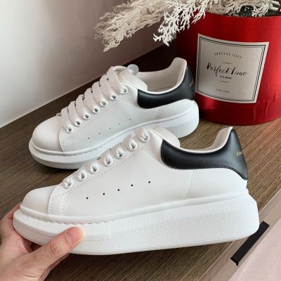 2023 New Womens Mens Leather White Shoes Platform Sneakers Flat Casual Party Wedding Shoes Suede Sports Sneaker Size 35-45