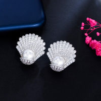 SEQUITO Elegant Full Micro Pave AAA Zircon Shell Stud Earrings With Round White Pearl High Quality Silver Plated Women Holiday Jewelry SE617ZZTH