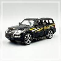 โมเดลรถ มิตซูบิชิ ปาเจโร่ ออฟโรดรุ่นสุดท้าย Mitsubishi Pajero Final Edition 1:32 [CHE ZHI] สีดำ, ขาว (แพ็คกล่อง)