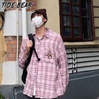 TIDE BEAR เสื้อแจ็คเก็ตเสื้อเชิ้ตลำลองผู้ชายสีชมพูเสื้อเชิ้ตลายสก๊อตเสื้ออินเทรนด์