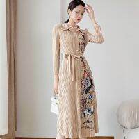 2023 Hot Miyake pleated dress womens spring and summer new model high-end retro printed waist slimming mid-length shirt dress