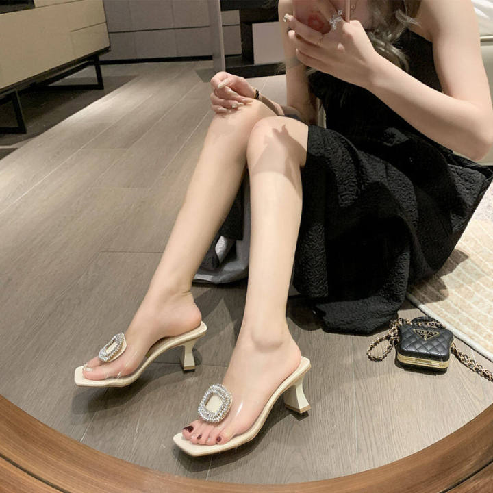 แฟชั่นใหม่ผู้หญิงรองเท้าส้นสูงแฟชั่นรองเท้าลำลองรองเท้าฤดูร้อน
