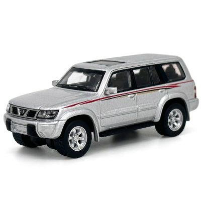 Die Cast 1:64 Nissan Patrol Tule 1998 Y61 Simulation Alloy Car Model Souvenir Collection Hobby Toy Gifts Static Ornament Display
