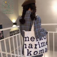 FYIKYHJT ชุดสตรีทแวร์สุดหรูมีสไตล์ Tas Kosmetik เด็กผู้หญิงกระเป๋าใส่เงินกระเป๋าเครื่องสำอางลิปสติกผ้าใบลายพิมพ์กระเป๋าทรงสี่เหลี่ยมมีหูหิ้วสะพายไหล่กระเป๋าถือสตรีกระเป๋าสะพายไหล่ตัวอักษร