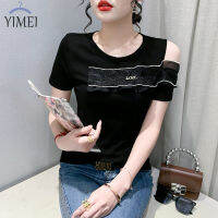 YIMEI เสื้อยืดผู้หญิงเปิดไหล่เซ็กซี่,2023ฤดูร้อนใหม่แขนสั้นดีไซน์เสื้อเป็นชั้นระบายรู้สึกกระชับสัดส่วนสีดำผ้าฝ้าย