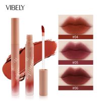 Bevy [VIBELY] ถ้วยกำมะหยี่เคลือบริมฝีปากน้ำหนักเบาไม่ติดลิปสำหรับแต่งหน้าคงทนเรียบ