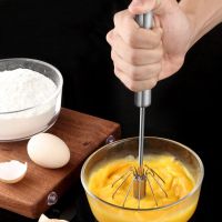 QINAIE เครื่องมือสำหรับอบเครื่องผสมไข่อบขนมกึ่งอัตโนมัติแบบหมุนด้วยมือเครื่องกวนไข่เองที่ตีไข่อุปกรณ์ในครัว