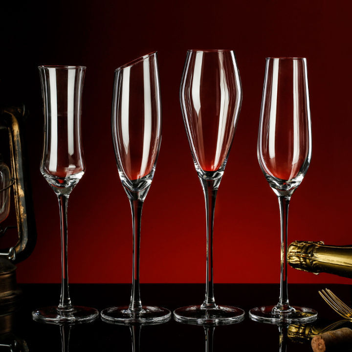 ชุดถ้วยแชมเปญทำจากแก้วคริสตัลแบบแก้วไวน์แดงใช้ในบ้านถ้วยถ้วยค็อกเทลแก้วสร้างสรรค์สไตล์ยุโรปชุดไวน์