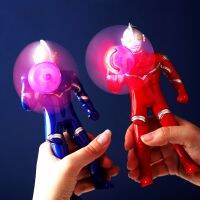 ฟิกเกอร์ Iron Man อุลตราแมนของเล่นลดควาเครียด Kipas Angin Listrik Kecil มือเรืองแสงรูปแมงมุมของเล่นของขวัญ Relief