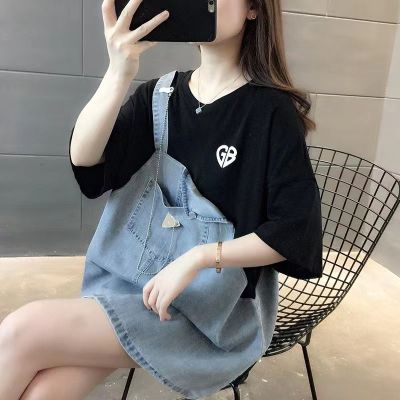 Denim stitching fake two short-sleeved inst-shirts womens casual summer new loose Korean style design sense top.