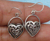 Thai design exotic earrings heart sterling silver 925 หัวใจสวยงาม น่ารักทำจากมึอลวดลายไทยตำหูเงินสเตอรลิงซิลเวอร สวยของฝากที่มีคุณค่า ของขวัญชาวต่างชาติชอบมา