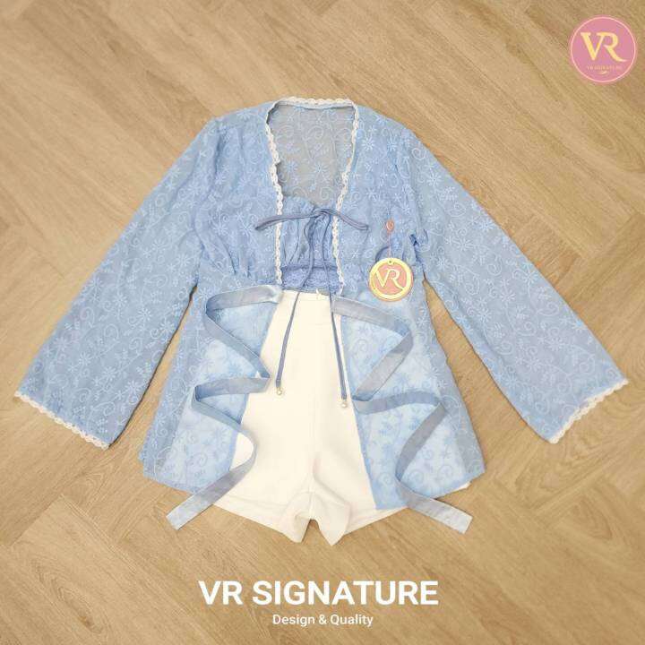 set-3-ชิ้น-เสื้อคลุมตัวยาว-ผูกโบว์ด้านหน้า-มาพร้อมบราสายเดี่ยวตัวสั้นช่วงอกมีฟองน้ำจัดทรงให้ค่ะ-แต่งผูกโบว์ช่วงอก-เนื้อผ