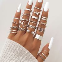 Vintage Hollow Heart Butterfly Rings Set For Women Metal Silver Color Geometric Spiral Shape Ring 22pcs Set 2023 Trendy Jewelry