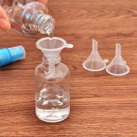 Mini Plastic Kitchen Funnel / For Spray Bottle Lotion Bottle / Transfer Shampoo Body Wash Lotion Liquid Essential Oil / Packing Auxiliary Tool / Laboratory Supplies Tools School Experimental Supplies