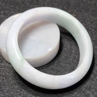 (J75) กำไลหยก พม่าแท้ Jadeite Type A 100% ไซส์ 58 mm. หยกสีธรรมชาติ ไม่ผ่านการปรับปรุงใดๆทั้งสิ้น