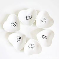 Small Plate Cute Cat Mini Heart Shaped Soy Dish Sauce Seasoning Vinegar Jam Multipurpose Dishes Kitchen Tableware