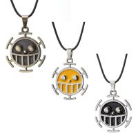 Anime One Piece Necklace Vintage Trafalgar Law Pendant Holder Women Bag Men Jewelry Action Figure Cosplay Toys Fashion Chain Necklaces