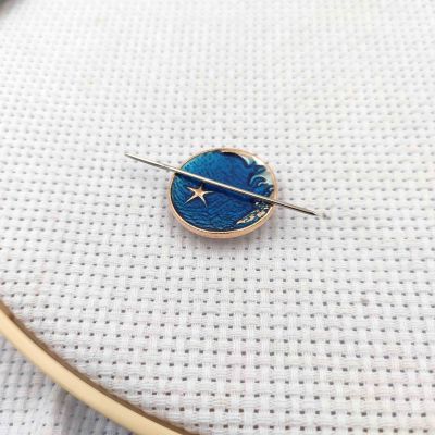 Magnetic Needle Minder for Cross Stitch Classic Moon Sewing Magnet Needle Keeper Finder Embroidery Accessories Needle Nanny Gift Needlework