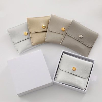 【CC】 8x8cm Imitation Leather Jewelry Storage Buckle Necklace Holder Organizer Pouches