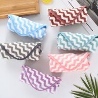 ✳✠ Warp knitted coral velvet color strip square towel absorbent not easy to lose hair baby baby hand towel household face towel