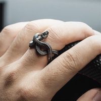 Domineering Vintage Silver Color Snake Ring For Man Snake Handmade Men 39;s Ring National Tide Necklace Pendant Jewelry Accessories