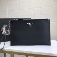 (High end Bag) 2022PA Popular New Handbag Handbag Classic Triangle Logo, Large Capacity, Portable, Fashionable, Simple and Versatile, Box Packaging